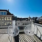 The Suncatcher أوستيند